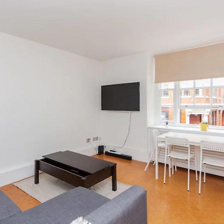 Peaceful 2 Bedroom Apartment In Central Londyn Zewnętrze zdjęcie